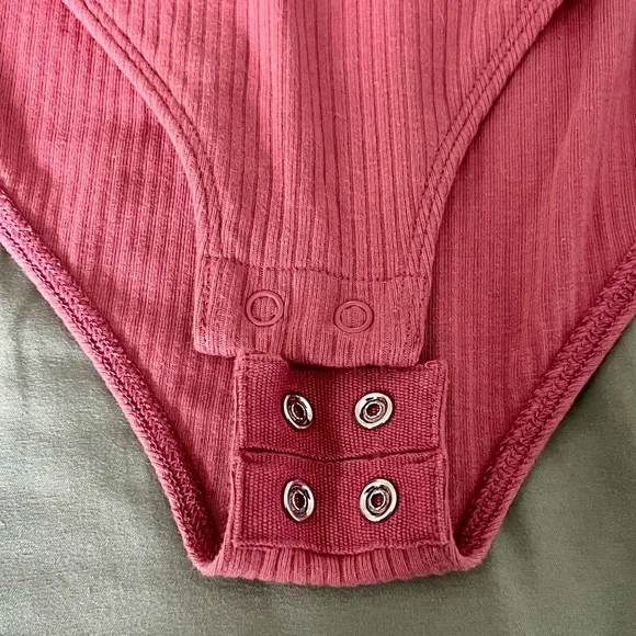EUC Old Navy Pink Bodysuit (XL) - Picture 3 of 3